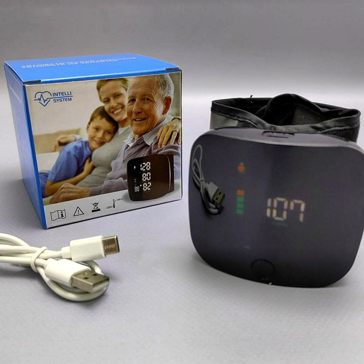 картинка Тонометр на запястье W01 автоматический цифровой, аккумулятор		 от магазина "мир Электроники"