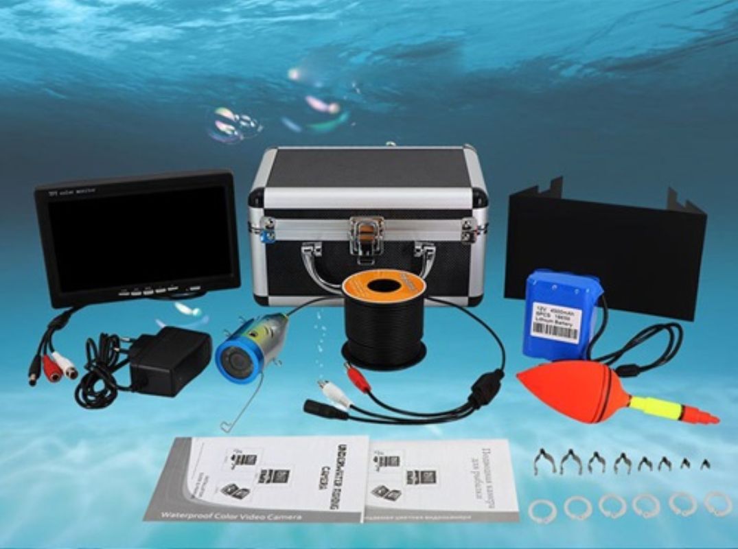 картинка Камера с монитором F001M-15 в кейсе подводная, 7", IR, 4500 мАч, 15 м от магазина "мир Электроники"
